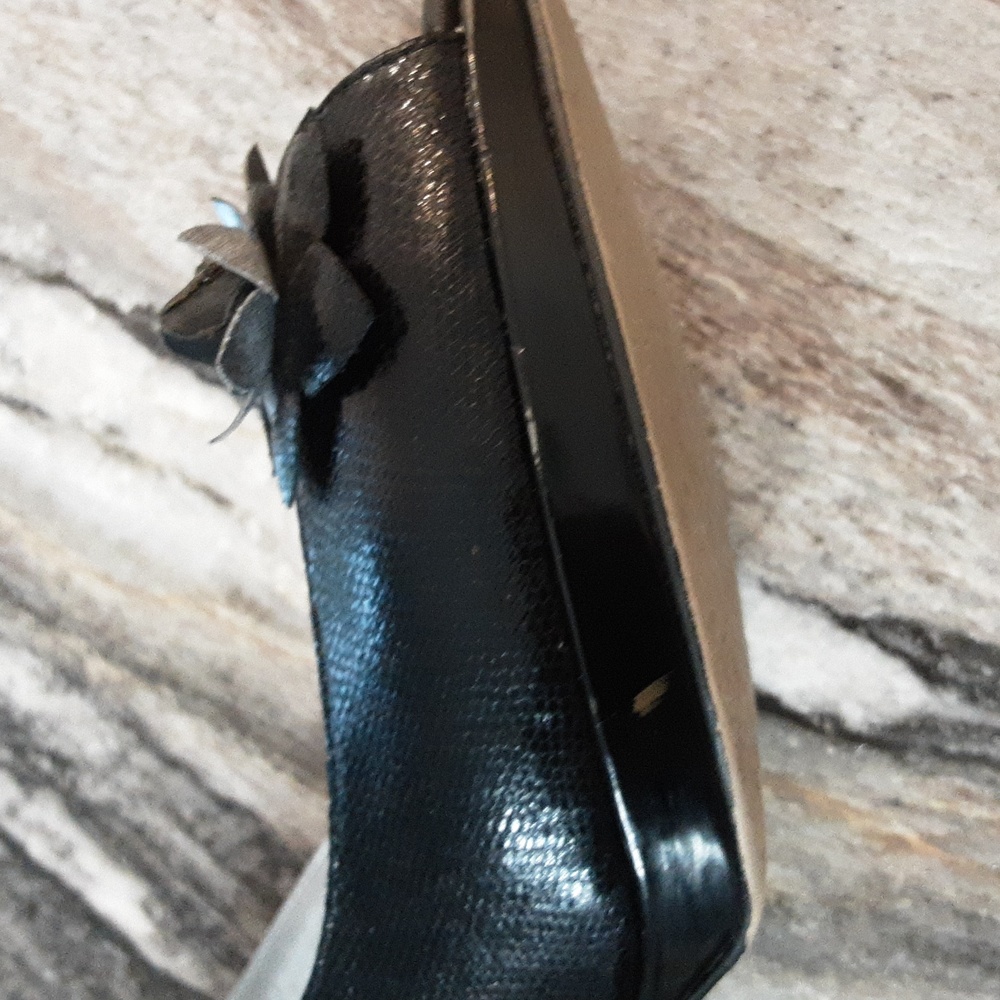 Anne Klein pumps.. - Picture 4 of 4